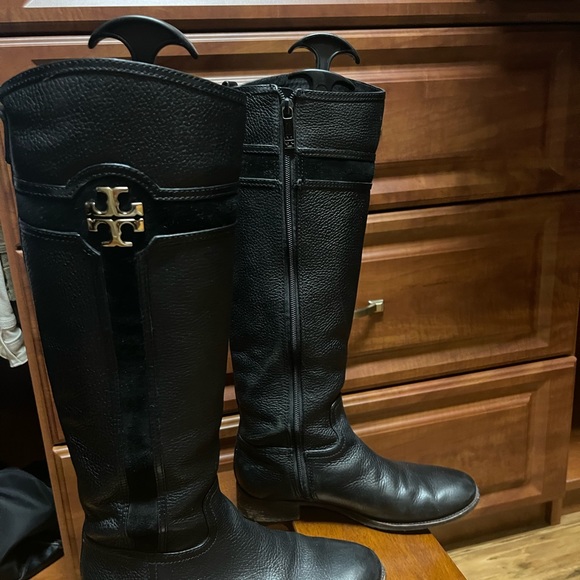Tory Burch Boots - Picture 2 of 9